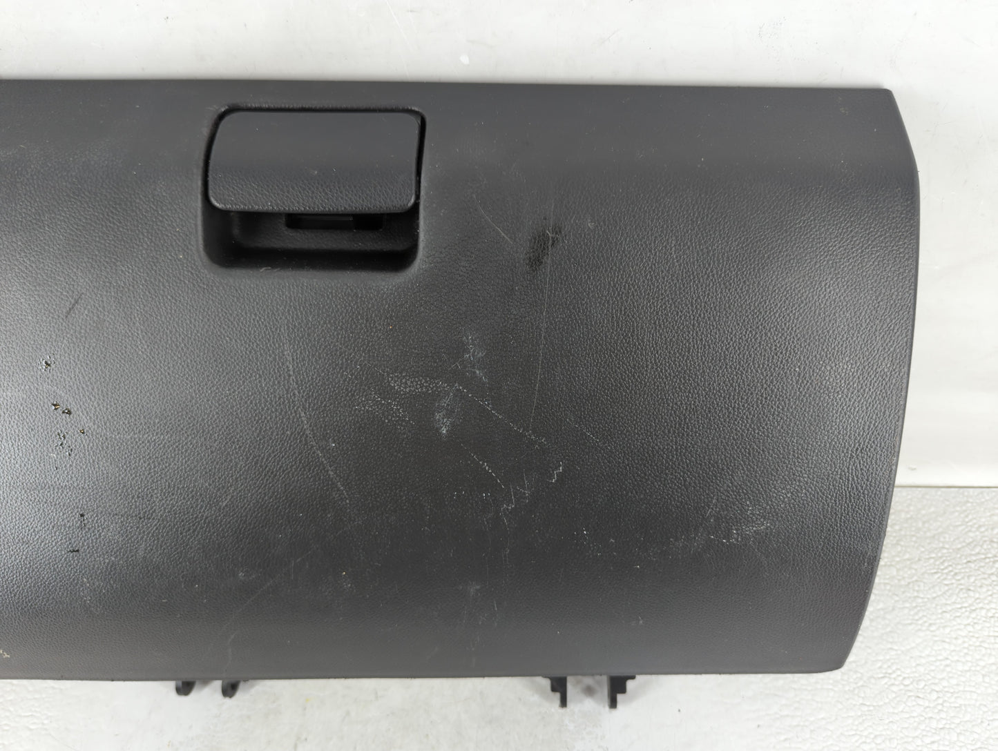 2008 Saturn Vue Passenger Glove Box Door Storage Compartment