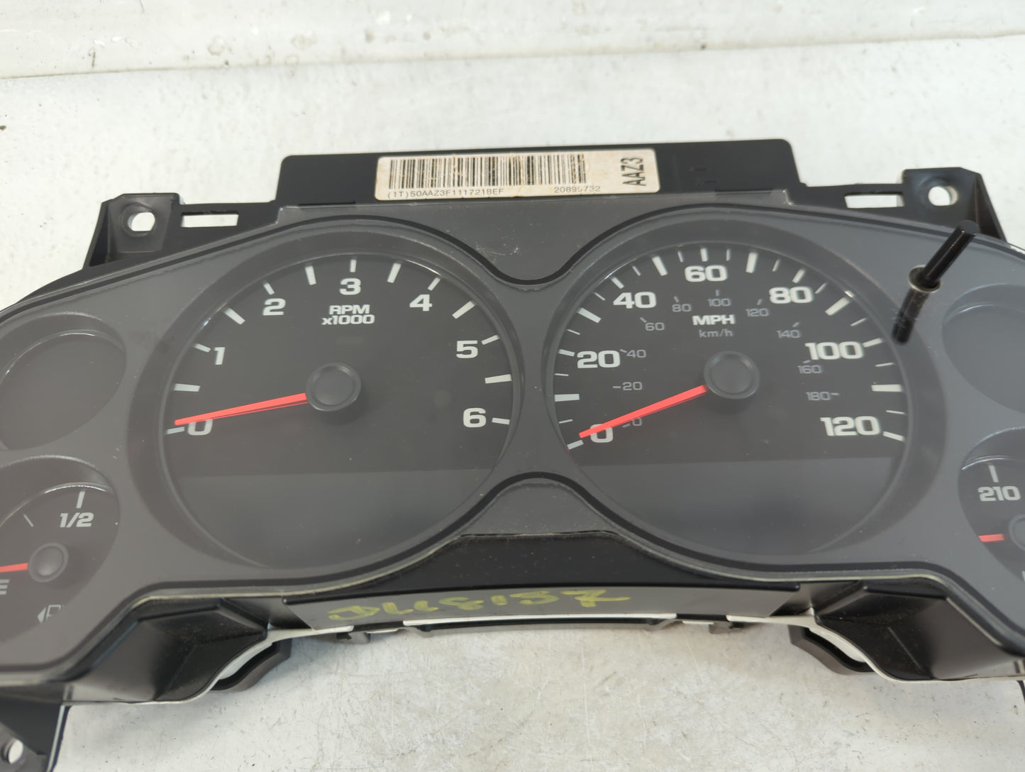 2011 Chevrolet Silverado 1500 Instrument Cluster Speedometer Gauges P/N:28255335 Fits OEM Used Auto Parts - Oemusedautoparts1.com