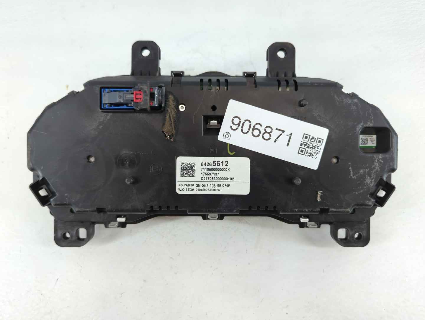 2017-2018 Chevrolet Malibu Instrument Cluster Speedometer Gauges P/N:84265612 Fits Fits 2017 2018 OEM Used Auto Parts - Oemusedautoparts1.com