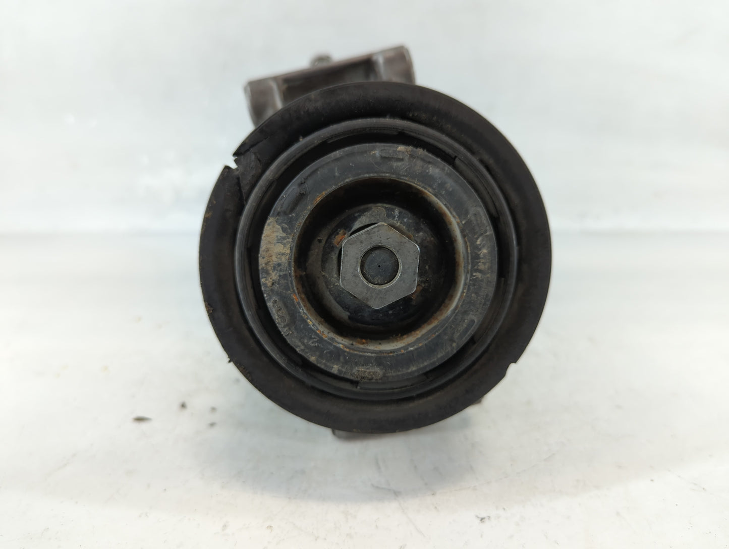 2012-2015 Audi A6 Alternator Replacement Generator Charging Assembly Engine OEM P/N:4G0 260 805 D Fits Fits 2012 2013 2014 2015 OEM Used Auto Parts