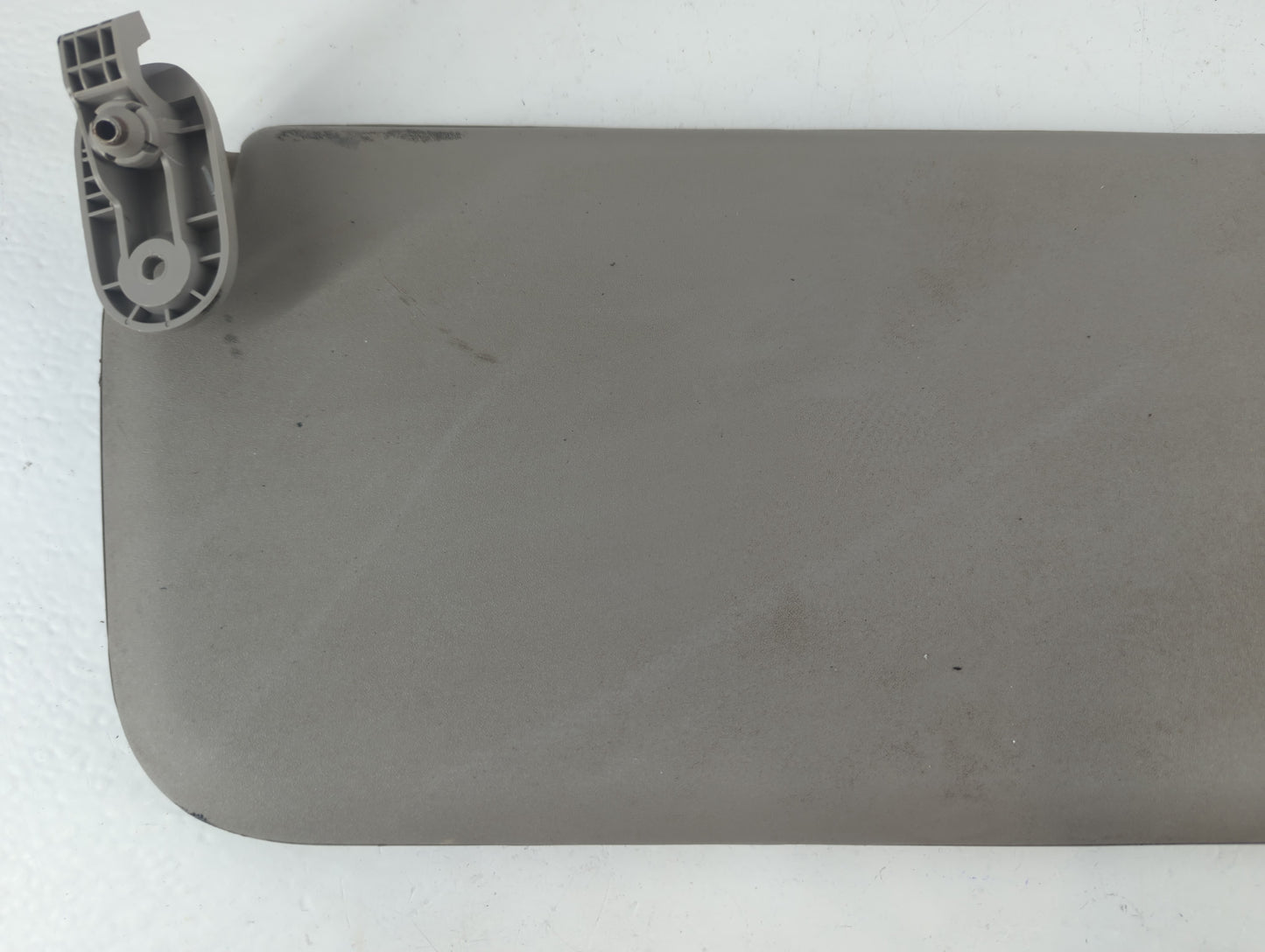 2015-2018 Chevrolet City Express Sun Visor Shade Replacement Passenger Right Mirror Fits Fits 2015 2016 2017 2018 OEM Used Auto Parts