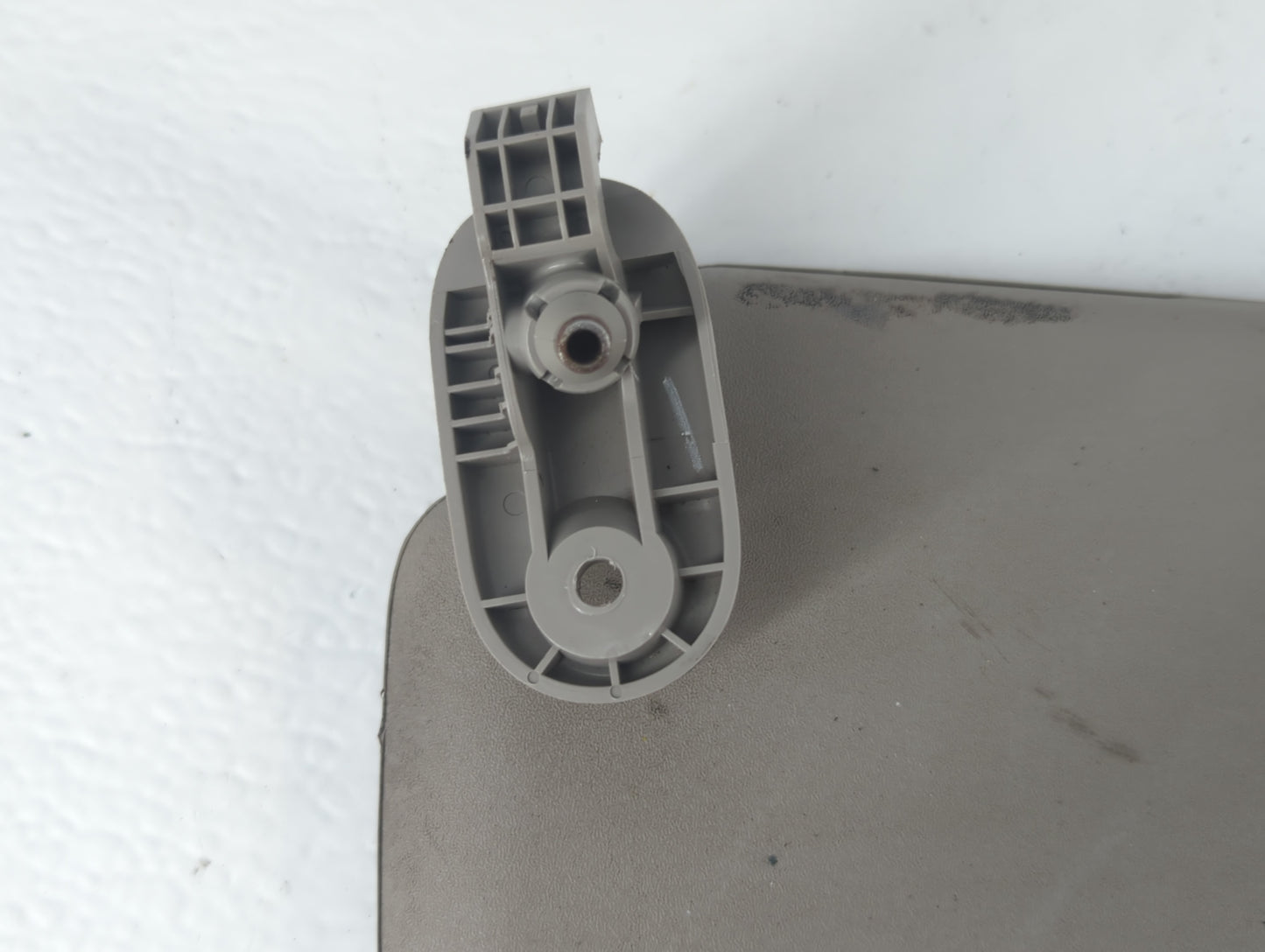 2015-2018 Chevrolet City Express Sun Visor Shade Replacement Passenger Right Mirror Fits Fits 2015 2016 2017 2018 OEM Used Auto Parts