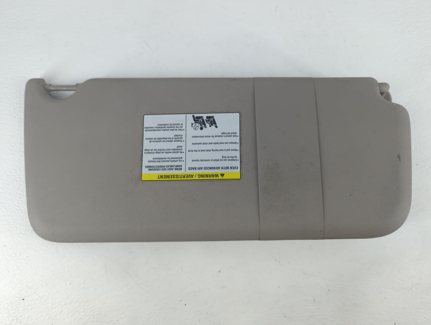 2015-2018 Chevrolet City Express Sun Visor Shade Replacement Passenger Right Mirror Fits Fits 2015 2016 2017 2018 OEM Used Auto Parts