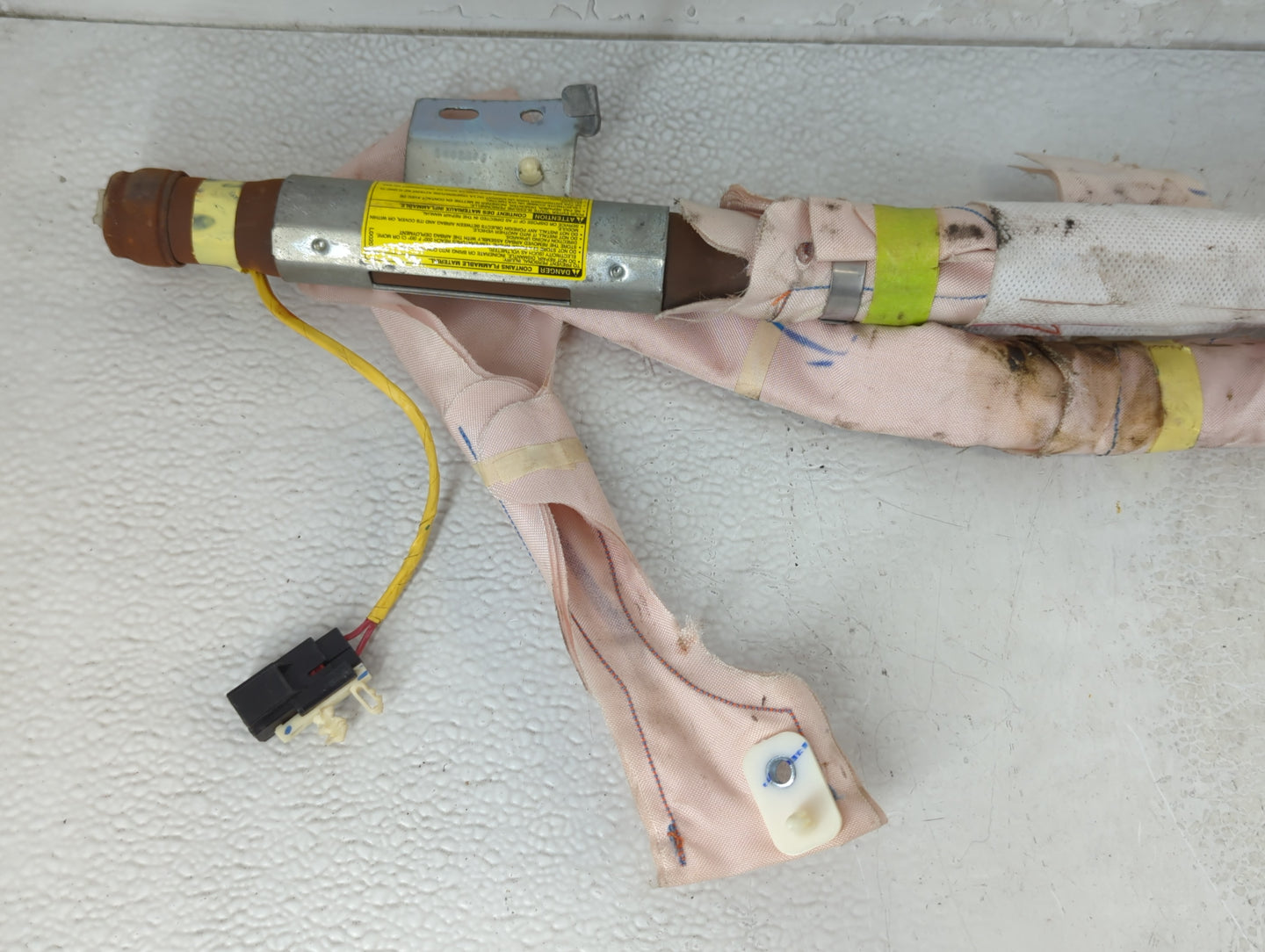 2010-2012 Ford Fusion Air Bag Driver Left Knee OEM P/N:BE53 54042D9A4 AA Fits Fits 2010 2011 2012 OEM Used Auto Parts - Oemusedautoparts1.com