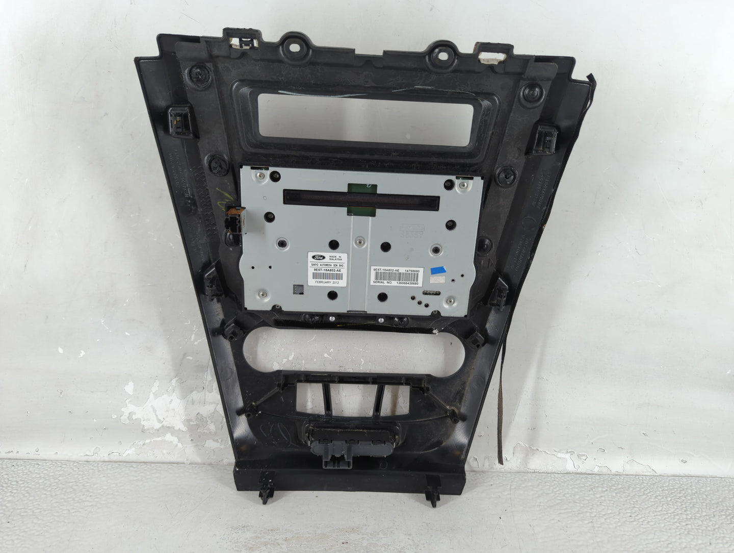 2012 Ford Fusion Climate Control Module Temperature AC/Heater Replacement P/N:9E5T-18A802-AE Fits OEM Used Auto Parts - Oemusedautoparts1.com