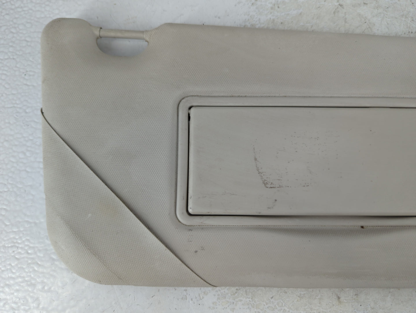 2013-2018 Ford Focus Sun Visor Shade Replacement Driver Left Mirror Fits Fits 2013 2014 2015 2016 2017 2018 OEM Used Auto Parts - Oemusedautoparts1.com