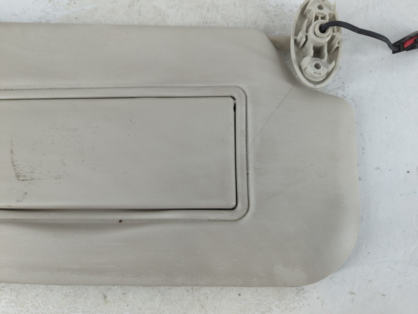 2013-2018 Ford Focus Sun Visor Shade Replacement Driver Left Mirror Fits Fits 2013 2014 2015 2016 2017 2018 OEM Used Auto Parts - Oemusedautoparts1.com