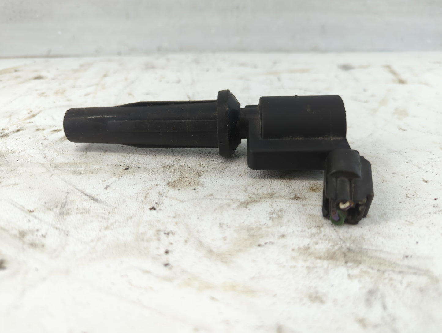 2005-2008 Ford Escape Ignition Coil Igniter Pack - Oemusedautoparts1.com