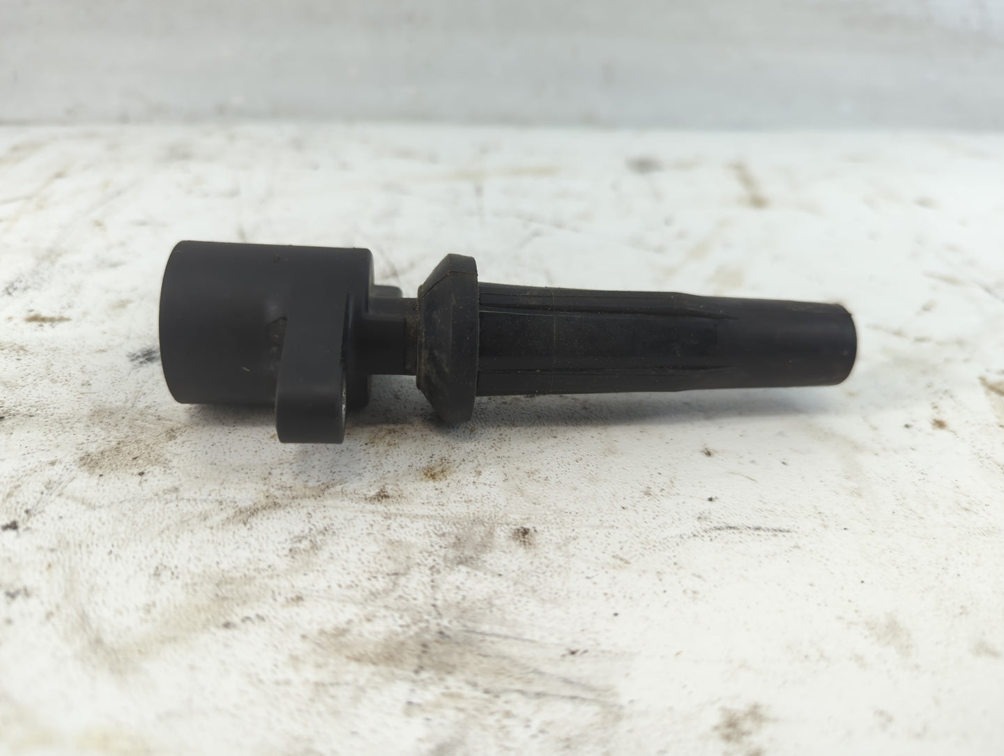2005-2008 Ford Escape Ignition Coil Igniter Pack - Oemusedautoparts1.com