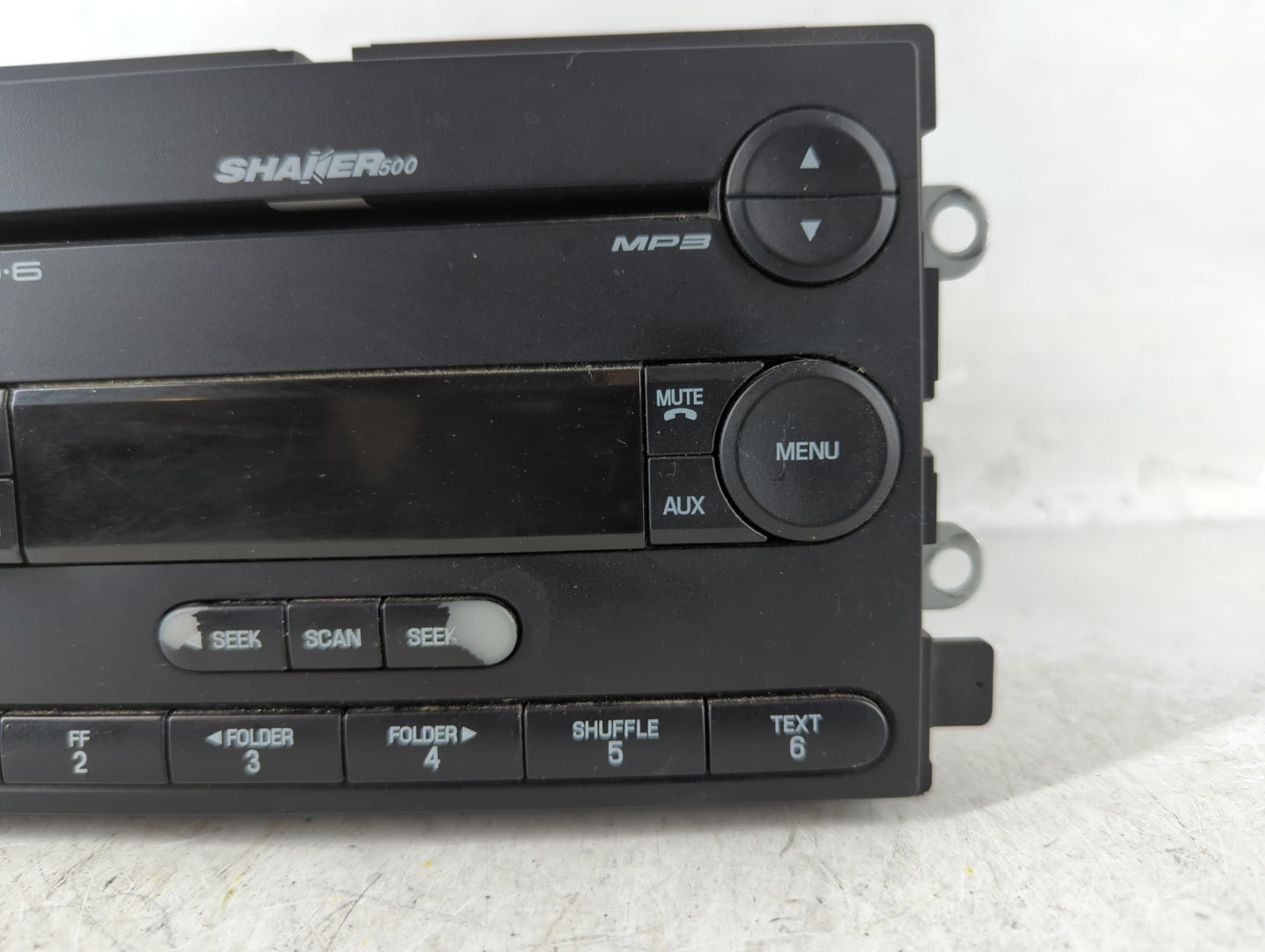 2006 Ford Mustang Radio AM FM Cd Player Receiver Replacement P/N:6R3T-18C815-GE Fits OEM Used Auto Parts - Oemusedautoparts1.com