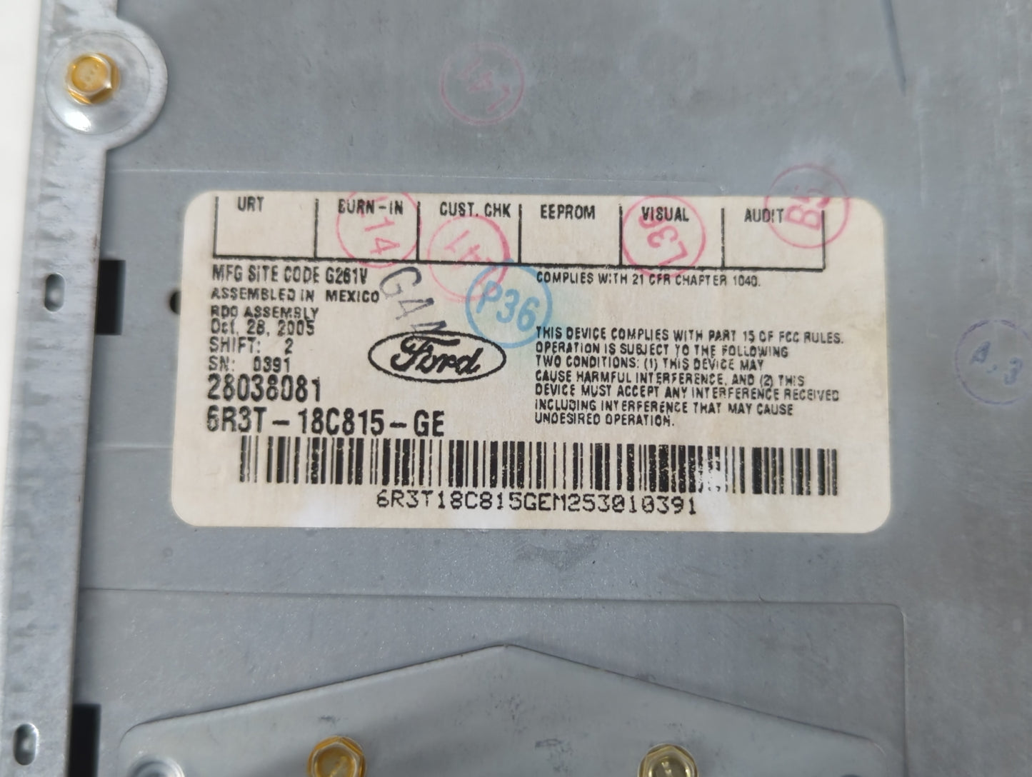 2006 Ford Mustang Radio AM FM Cd Player Receiver Replacement P/N:6R3T-18C815-GE Fits OEM Used Auto Parts - Oemusedautoparts1.com