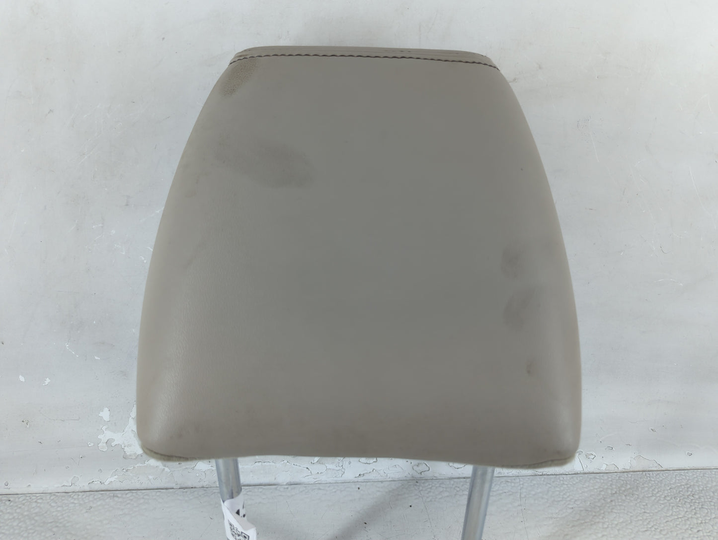 2012 Ford Taurus Headrest Head Rest Front Driver Passenger Seat Fits OEM Used Auto Parts - Oemusedautoparts1.com