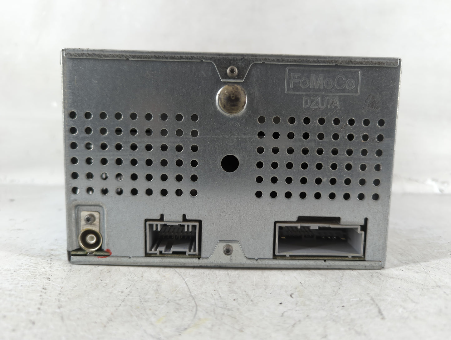2009 Ford Fusion Radio AM FM Cd Player Receiver Replacement Fits OEM Used Auto Parts - Oemusedautoparts1.com