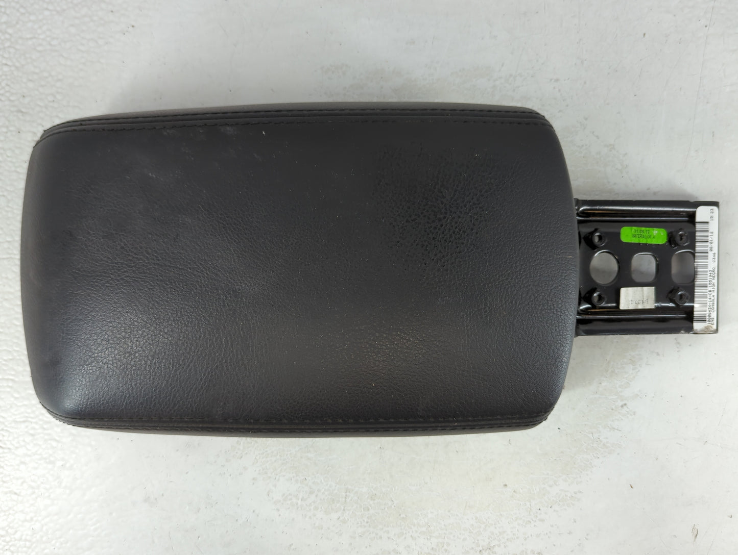 2013 Ford Focus Center Console Armrest Cover Lid Fits OEM Used Auto Parts - Oemusedautoparts1.com