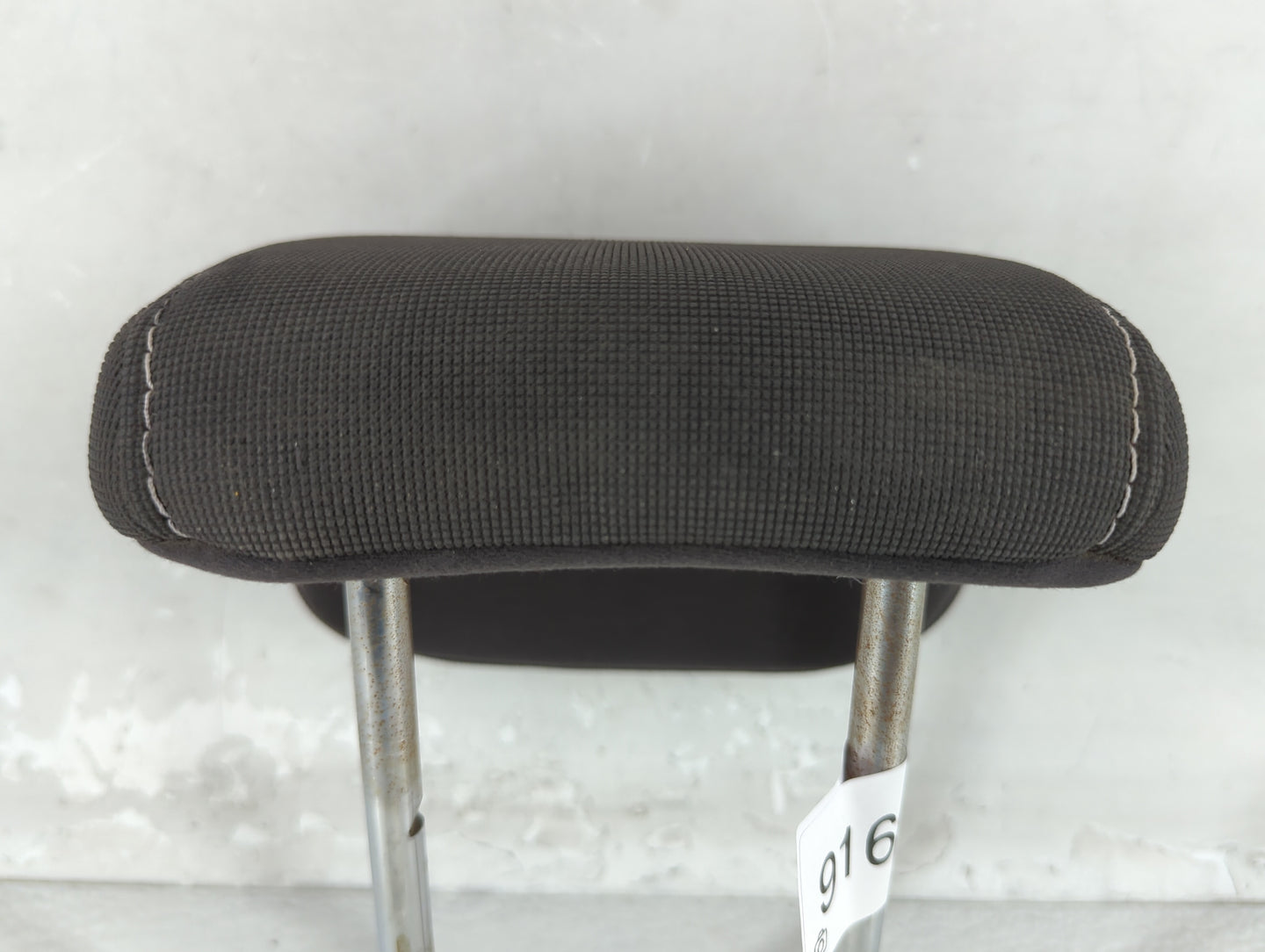 2013-2014 Ford Focus Headrest Head Rest Rear Center Seat Fits Fits 2013 2014 OEM Used Auto Parts - Oemusedautoparts1.com