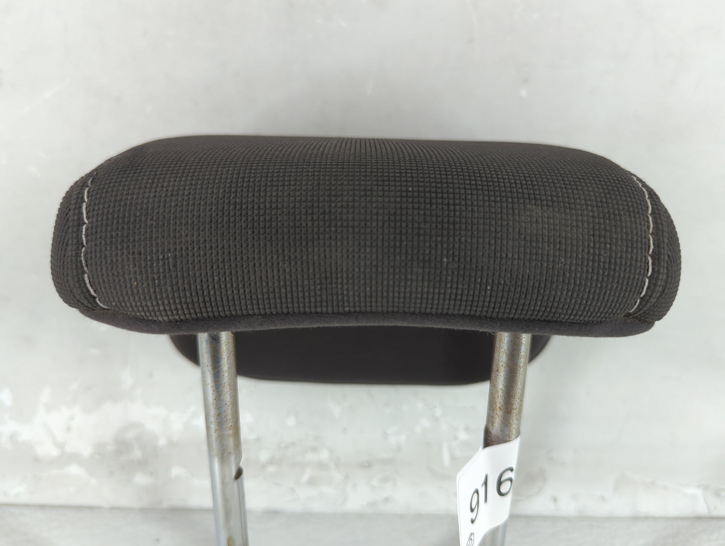 2013-2014 Ford Focus Headrest Head Rest Rear Center Seat Fits Fits 2013 2014 OEM Used Auto Parts - Oemusedautoparts1.com