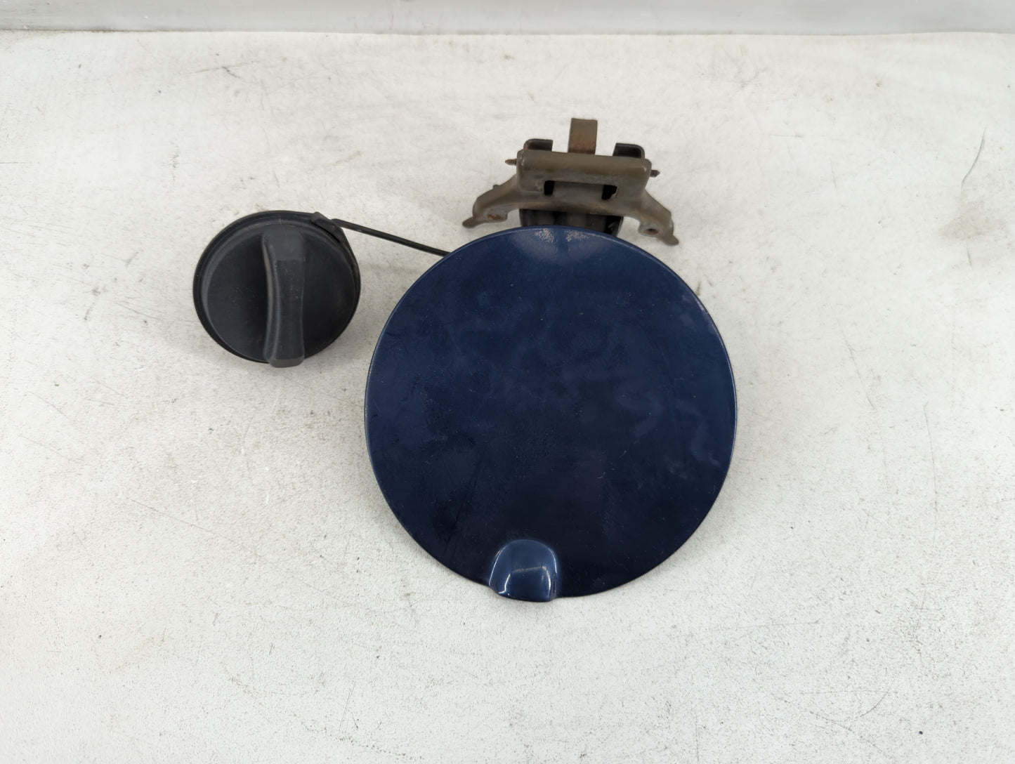 2007 Lincoln Mkz Fuel Tank Door Lid Gas Tank Blue - Oemusedautoparts1.com