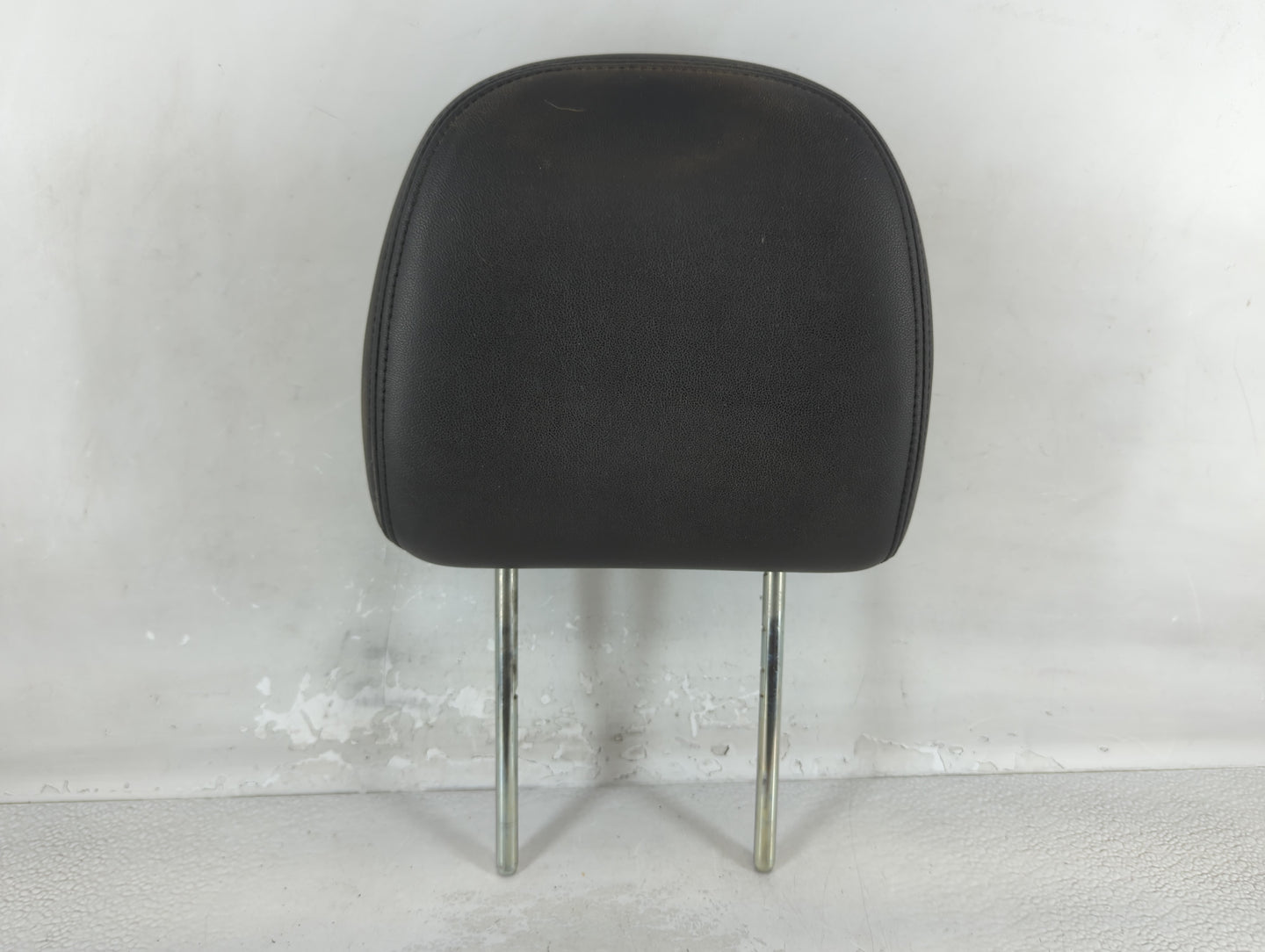 0 Ford Escape Headrest Head Rest Front Driver Passenger Seat Fits OEM Used Auto Parts - Oemusedautoparts1.com