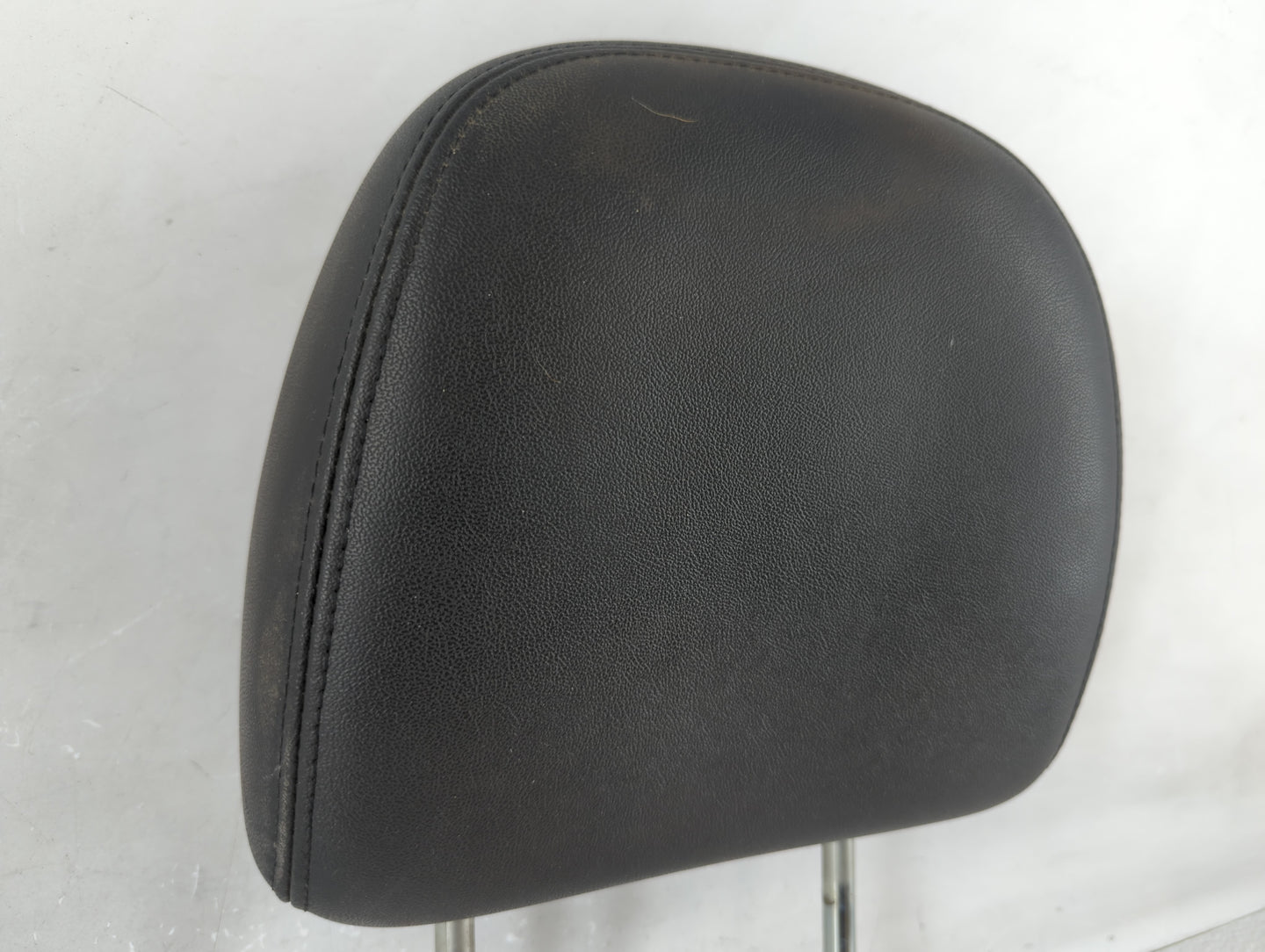 0 Ford Escape Headrest Head Rest Front Driver Passenger Seat Fits OEM Used Auto Parts - Oemusedautoparts1.com