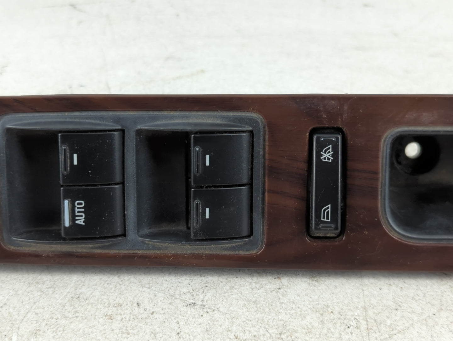 2008-2009 Ford Taurus Master Power Window Switch Replacement Driver Side Left P/N:2737 B839K Fits Fits 2005 2006 2007 2008 2009 OEM Used Auto Parts - Oemusedautoparts1.com
