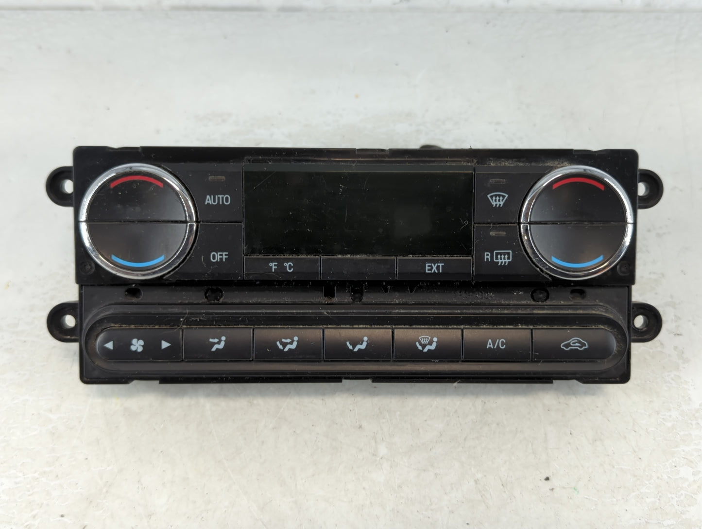 2009 Ford Taurus Climate Control Module Temperature AC/Heater Replacement P/N:1BC612-DZU7A Fits OEM Used Auto Parts - Oemusedautoparts1.com