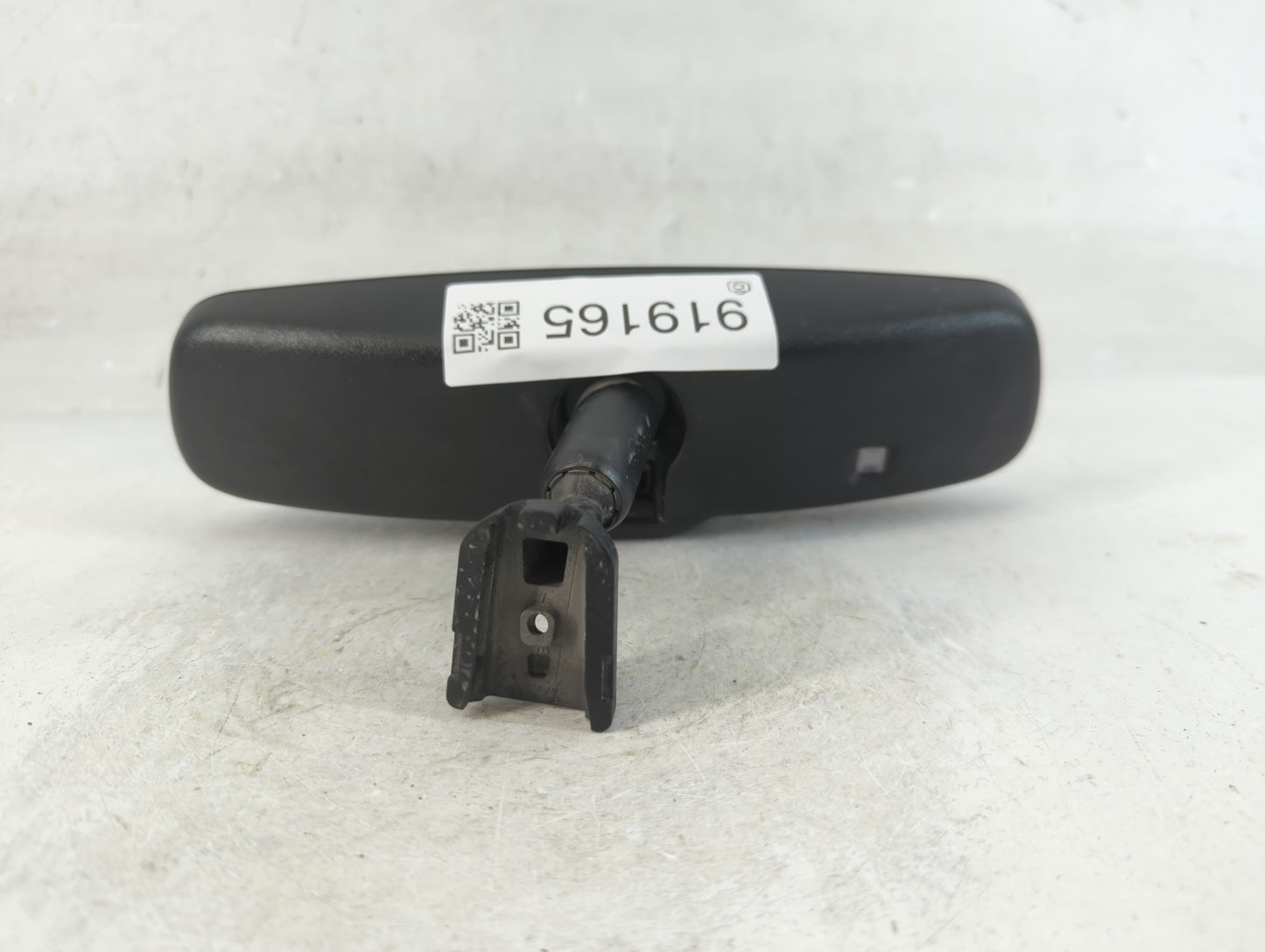 2016-2022 Honda Hr-V Interior Rear View Mirror Replacement OEM P/N:SZA-A02 Fits Fits 2015 2016 2017 2018 2019 2020 2021 2022 OEM Used Auto Parts - Oemusedautoparts1.com