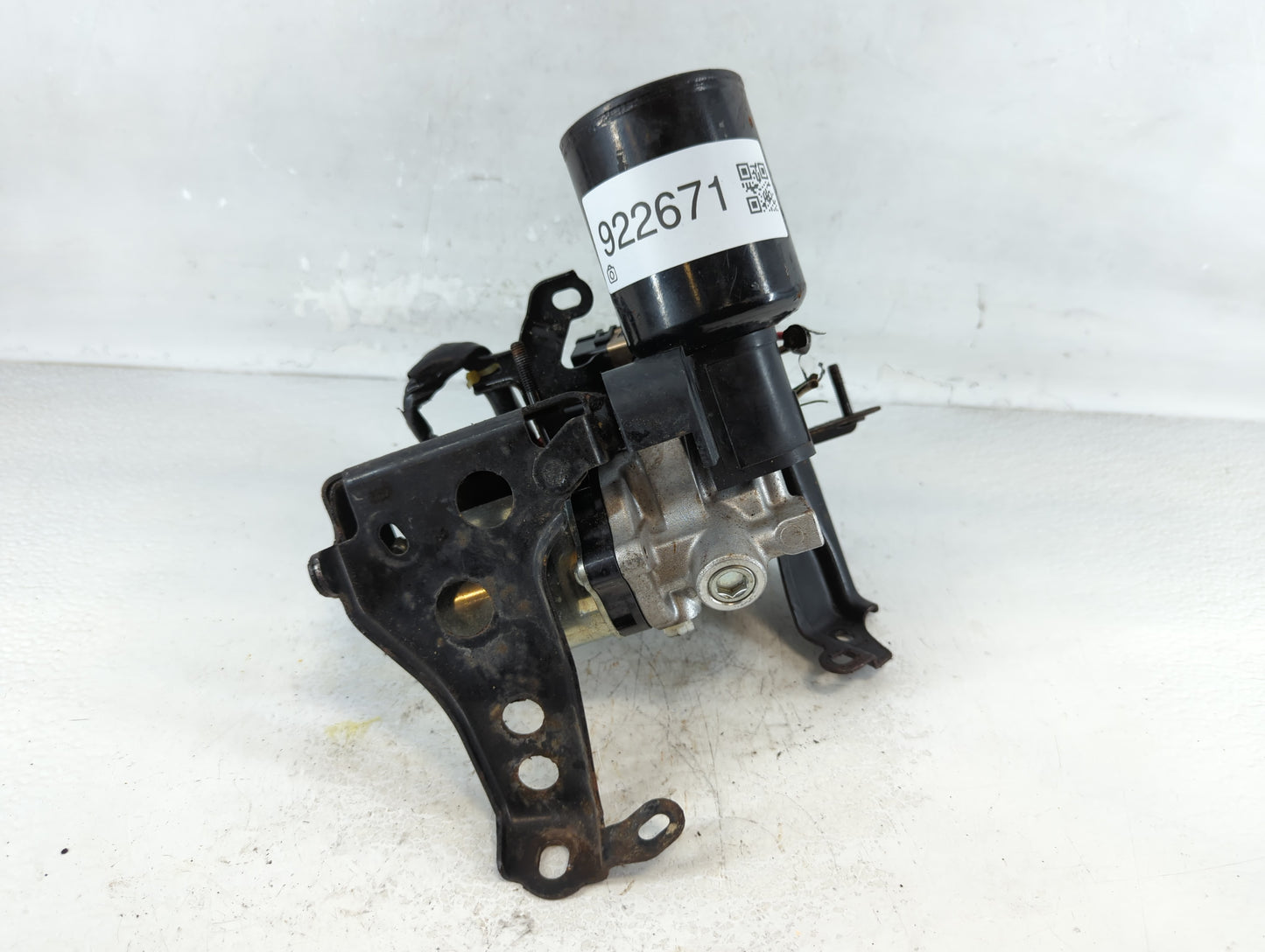 2017-2019 Toyota Highlander ABS Pump Control Module Replacement P/N:47070-48010 Fits Fits 2017 2018 2019 OEM Used Auto Parts - Oemusedautoparts1.com