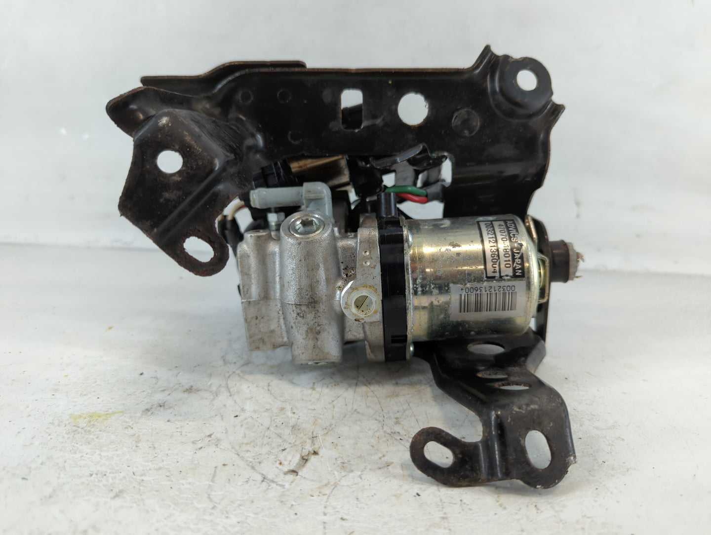 2017-2019 Toyota Highlander ABS Pump Control Module Replacement P/N:47070-48010 Fits Fits 2017 2018 2019 OEM Used Auto Parts - Oemusedautoparts1.com