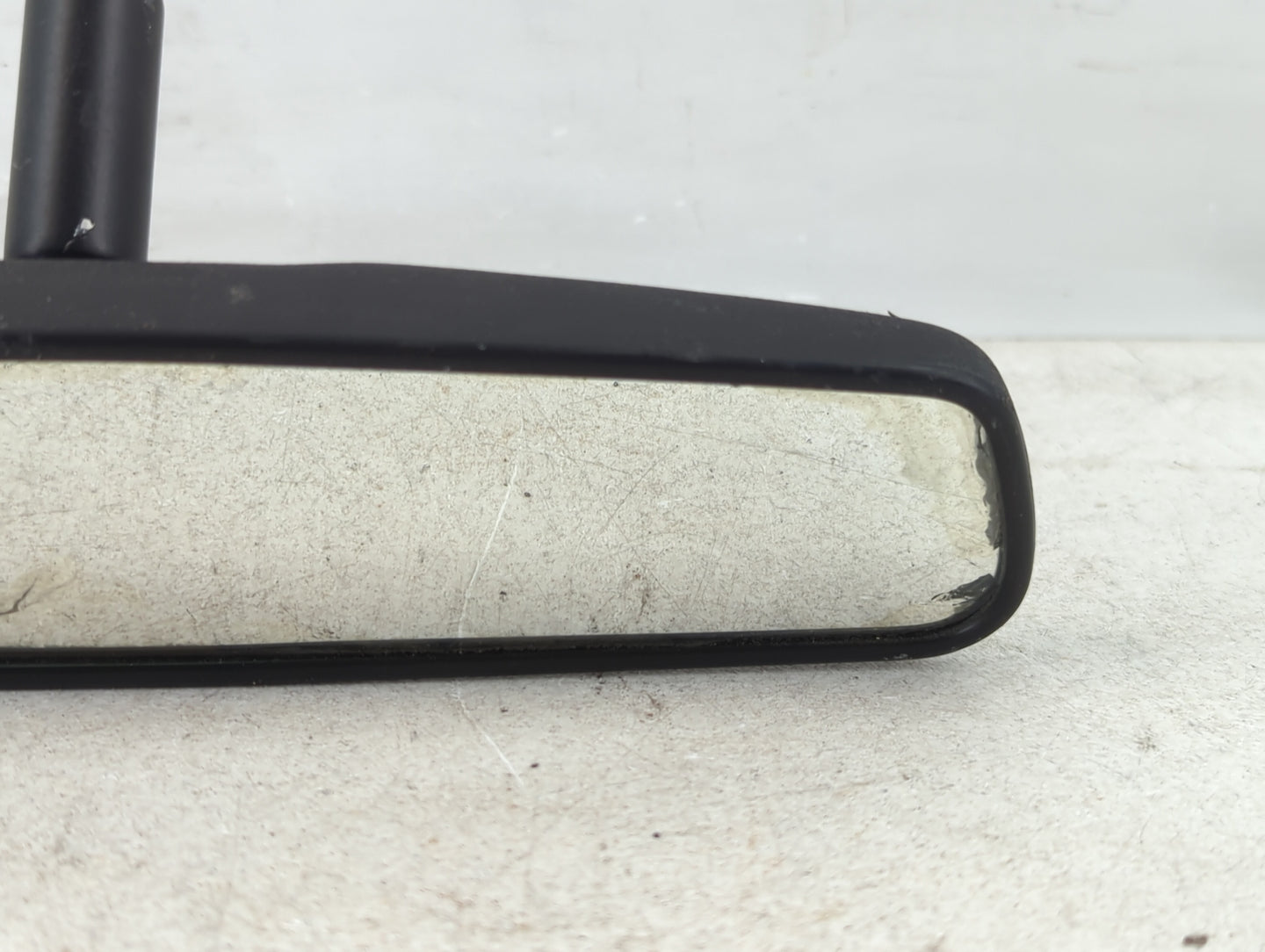 2011 Ford Taurus Interior Rear View Mirror Replacement OEM P/N:>PP< IE8011083 Fits OEM Used Auto Parts - Oemusedautoparts1.com