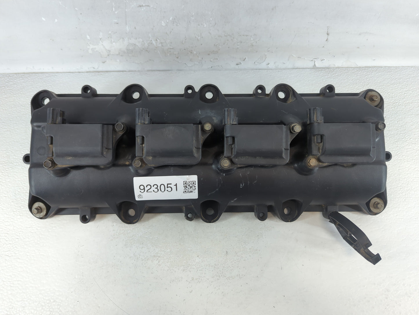 2011 Dodge Ram 1500 Passenger Right Cylinder Head Valve Cover Fits OEM Used Auto Parts - Oemusedautoparts1.com