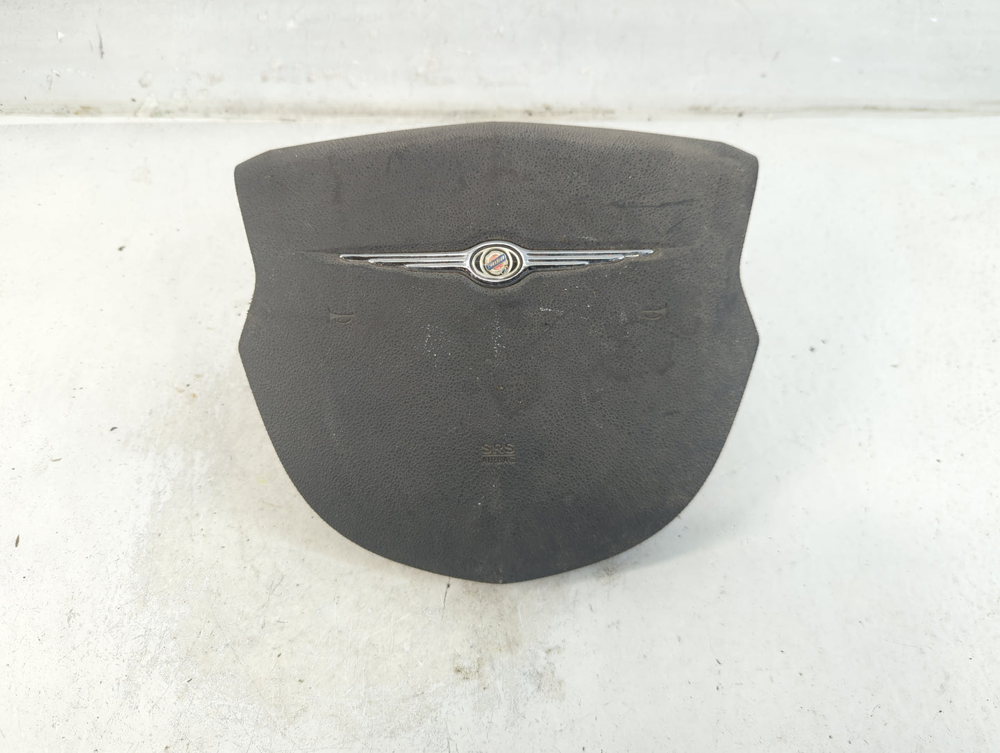 2007-2009 Chrysler Sebring Air Bag Driver Left Steering Wheel Mounted Fits Fits 2007 2008 2009 OEM Used Auto Parts - Oemusedautoparts1.com