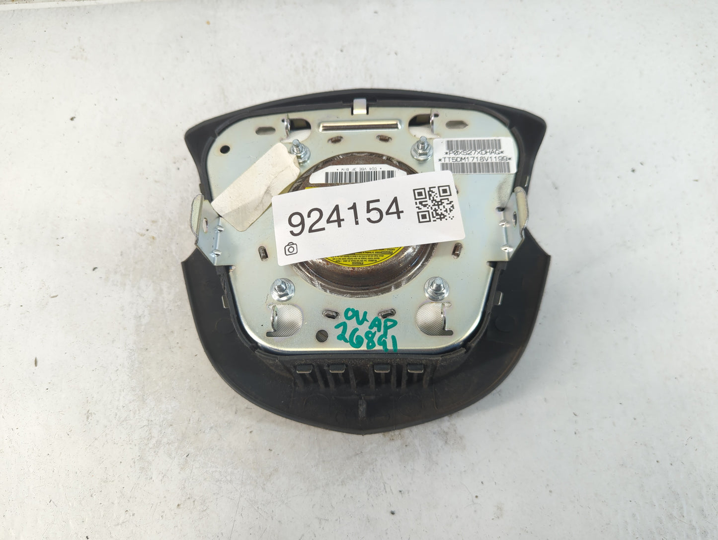 2007-2009 Chrysler Sebring Air Bag Driver Left Steering Wheel Mounted Fits Fits 2007 2008 2009 OEM Used Auto Parts - Oemusedautoparts1.com