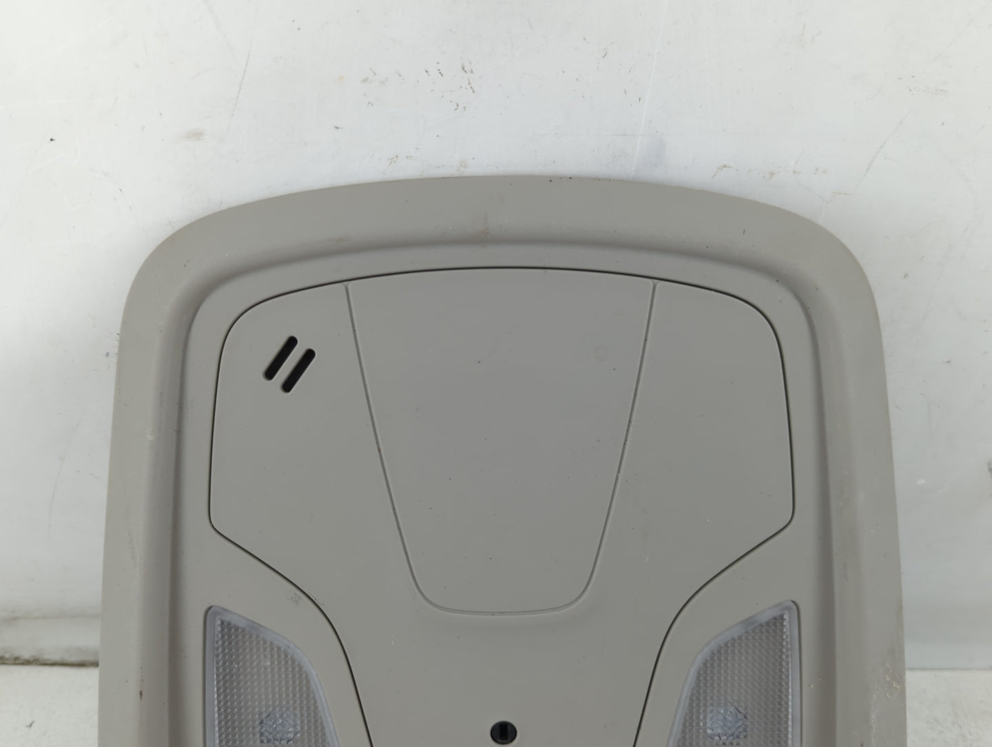 2019 Chevrolet Impala Overhead Roof Console - Oemusedautoparts1.com