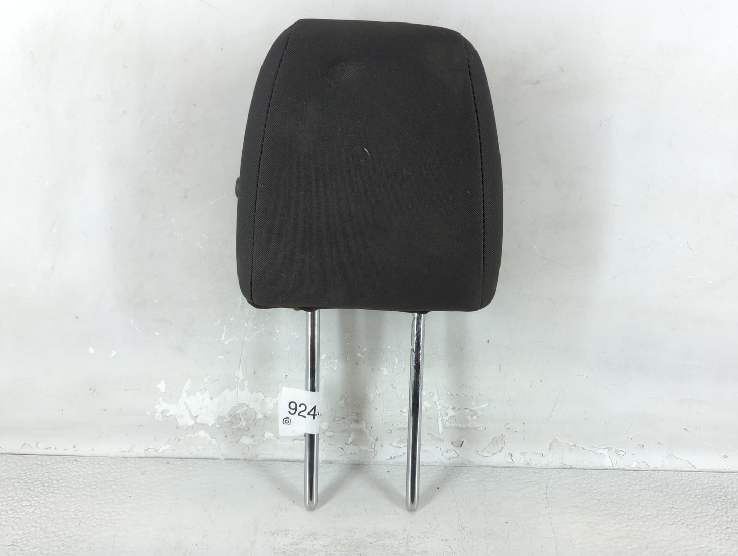 2014-2018 Ford Fiesta Headrest Head Rest Front Driver Passenger Seat Fits Fits 2014 2015 2016 2017 2018 OEM Used Auto Parts - Oemusedautoparts1.com
