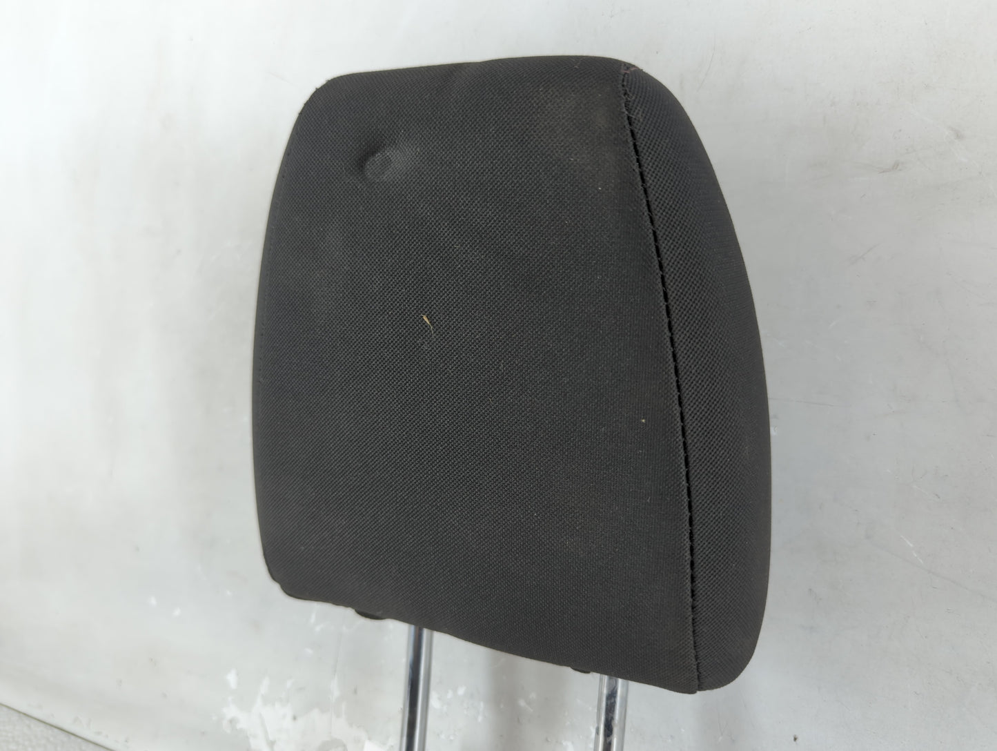 2014-2018 Ford Fiesta Headrest Head Rest Front Driver Passenger Seat Fits Fits 2014 2015 2016 2017 2018 OEM Used Auto Parts - Oemusedautoparts1.com