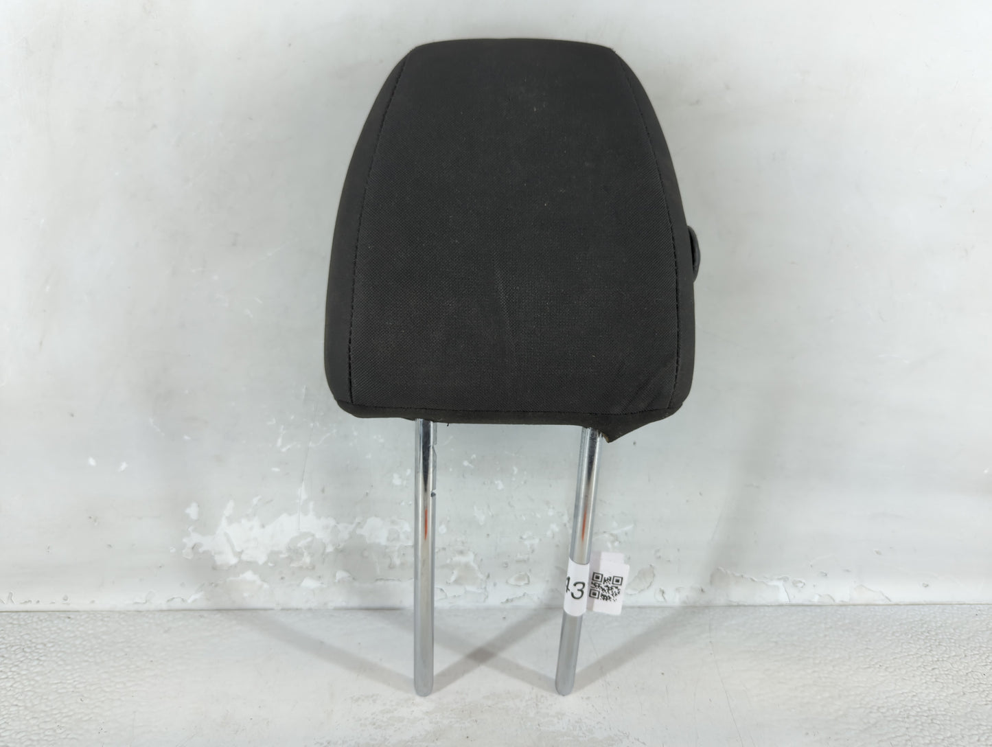 2014-2018 Ford Fiesta Headrest Head Rest Front Driver Passenger Seat Fits Fits 2014 2015 2016 2017 2018 OEM Used Auto Parts - Oemusedautoparts1.com
