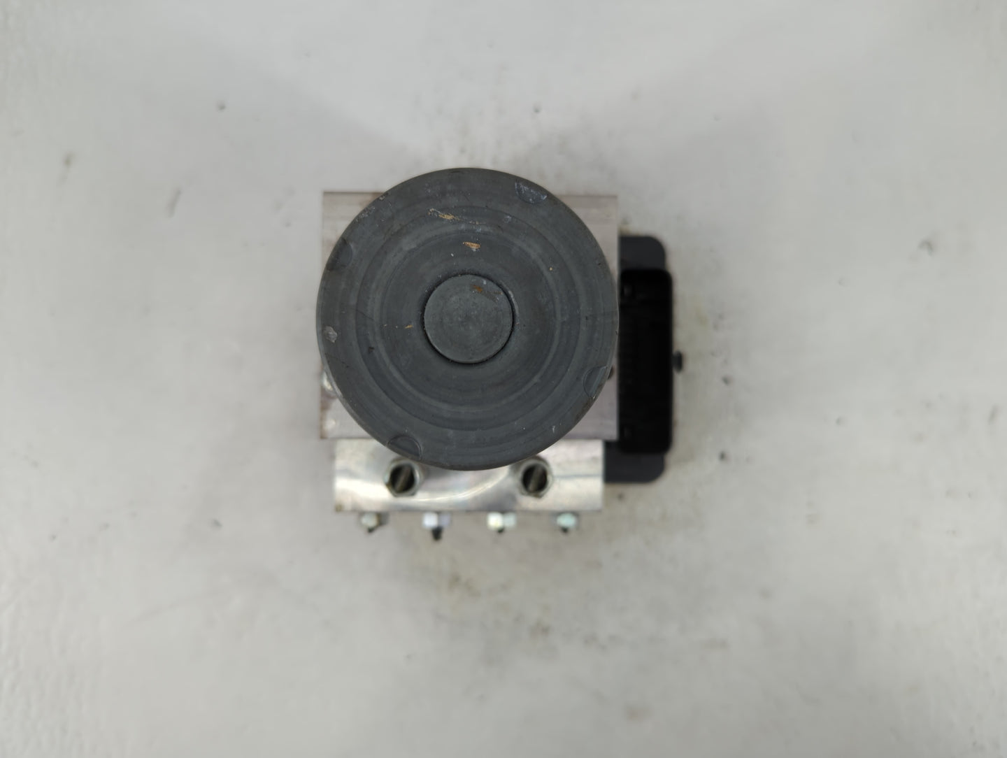 2020 Acura Mdx ABS Pump Control Module Replacement P/N:57110-TYR-A610-M1 57110-TYR-A510-M1 Fits OEM Used Auto Parts - Oemusedautoparts1.com