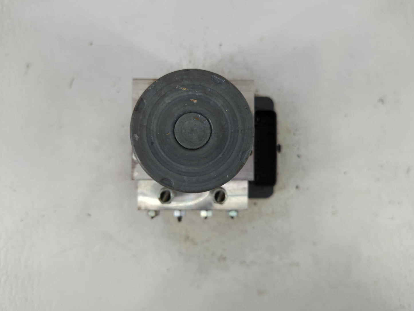 2020 Acura Mdx ABS Pump Control Module Replacement P/N:57110-TYR-A610-M1 57110-TYR-A510-M1 Fits OEM Used Auto Parts - Oemusedautoparts1.com