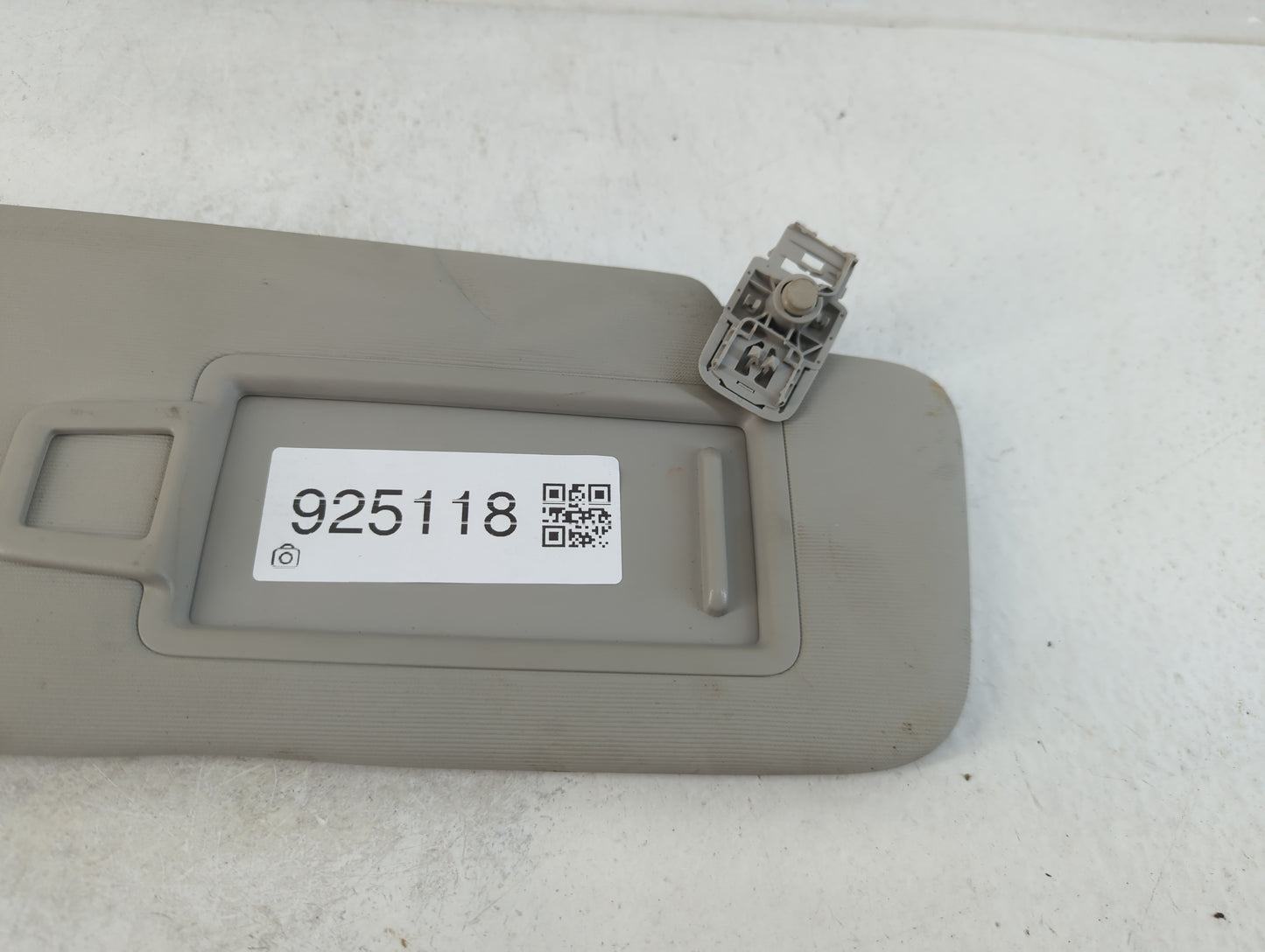 2022 Volkswagen Taos Sun Visor Shade Replacement Passenger Right Mirror Fits OEM Used Auto Parts