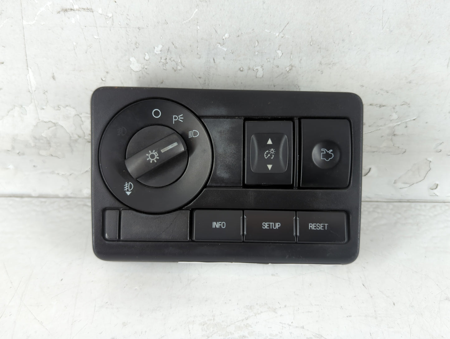 2010 Ford Mustang Headlight Lamp Control Switch - Oemusedautoparts1.com