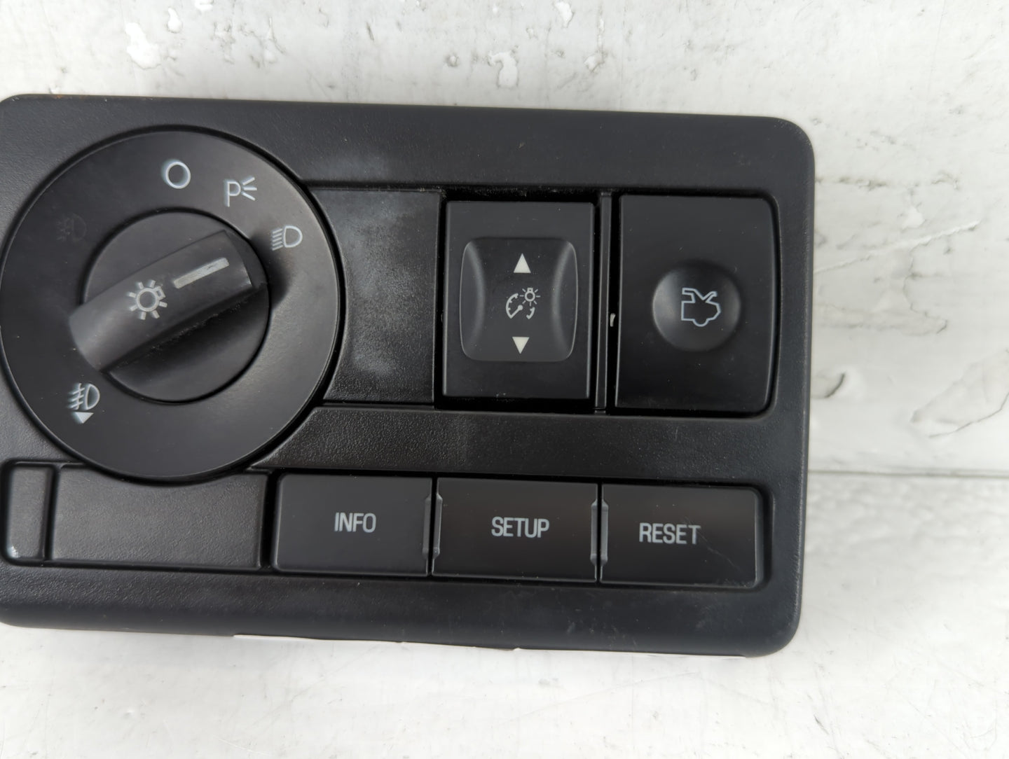 2010 Ford Mustang Headlight Lamp Control Switch - Oemusedautoparts1.com