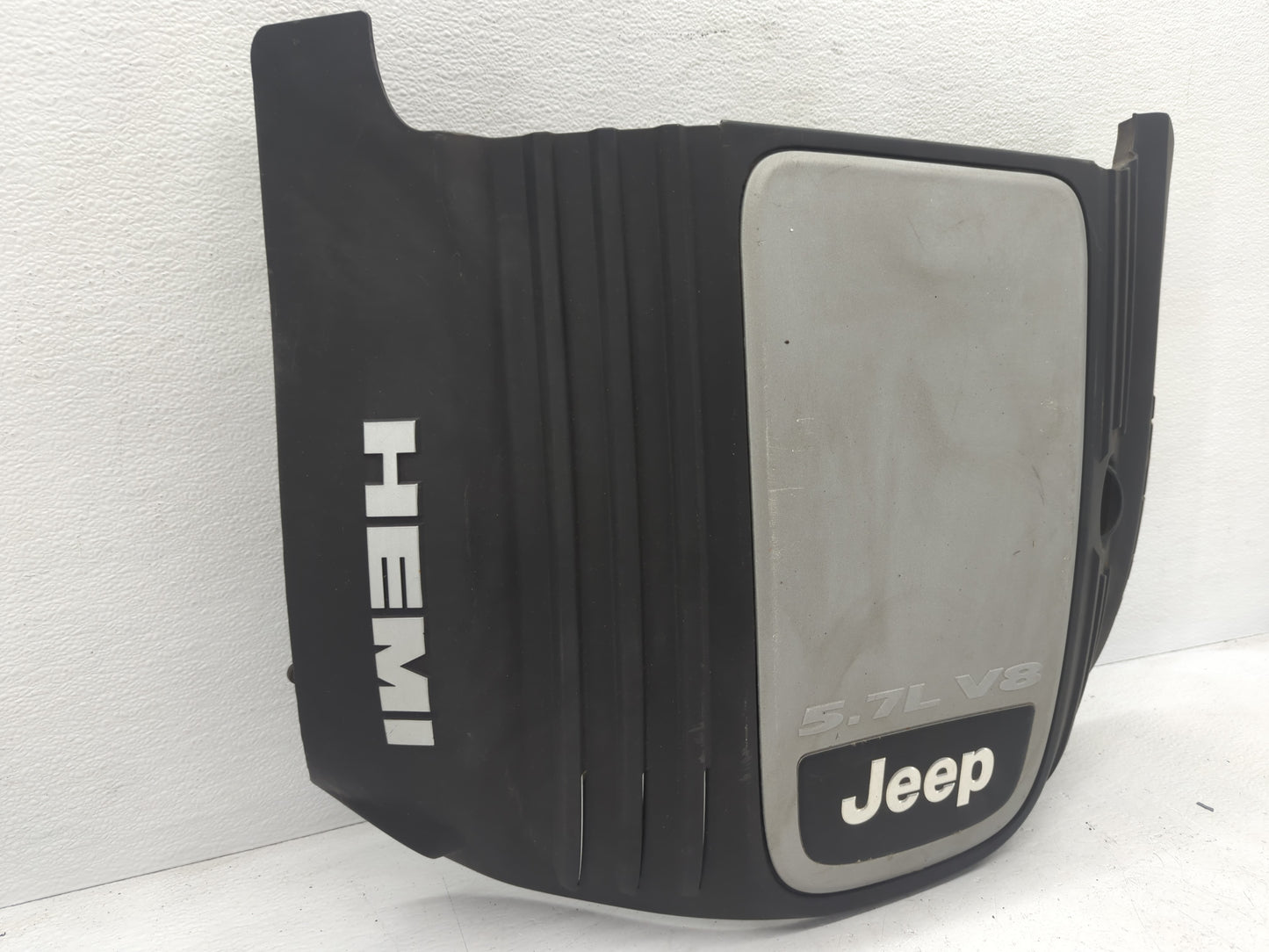2008 Jeep Grand Cherokee Engine Cover