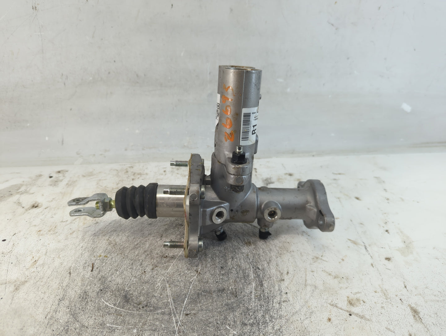 2013-2015 Hyundai Sonata Power Brake Booster Oem - Oemusedautoparts1.com