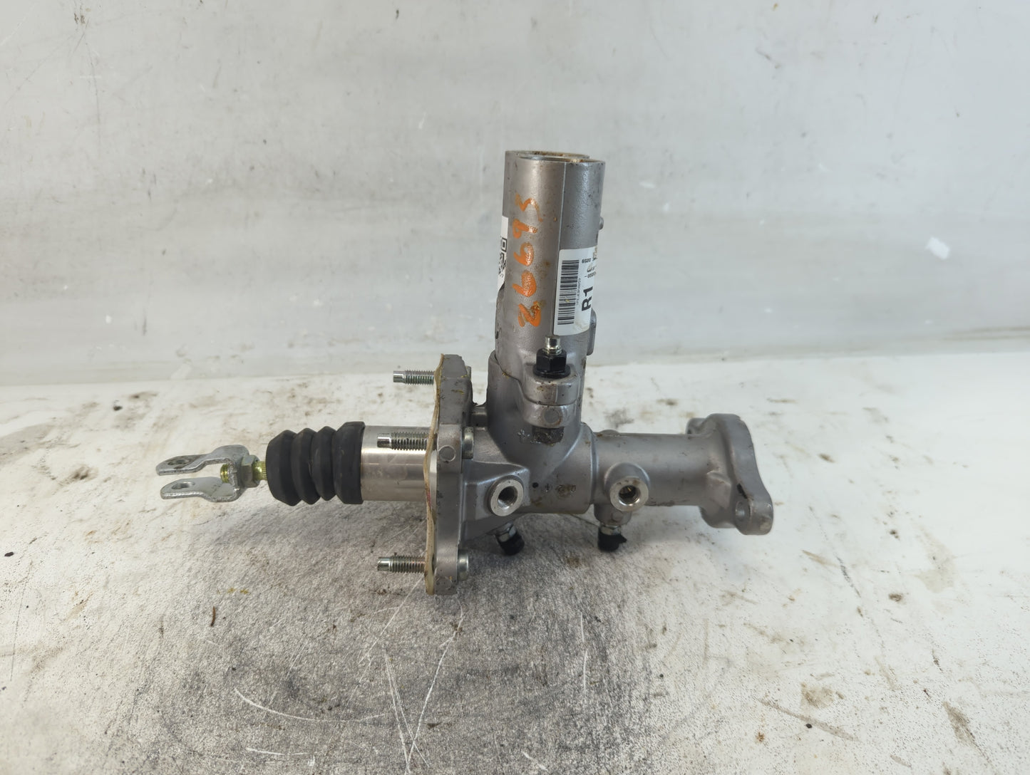 2013-2015 Hyundai Sonata Power Brake Booster Oem - Oemusedautoparts1.com
