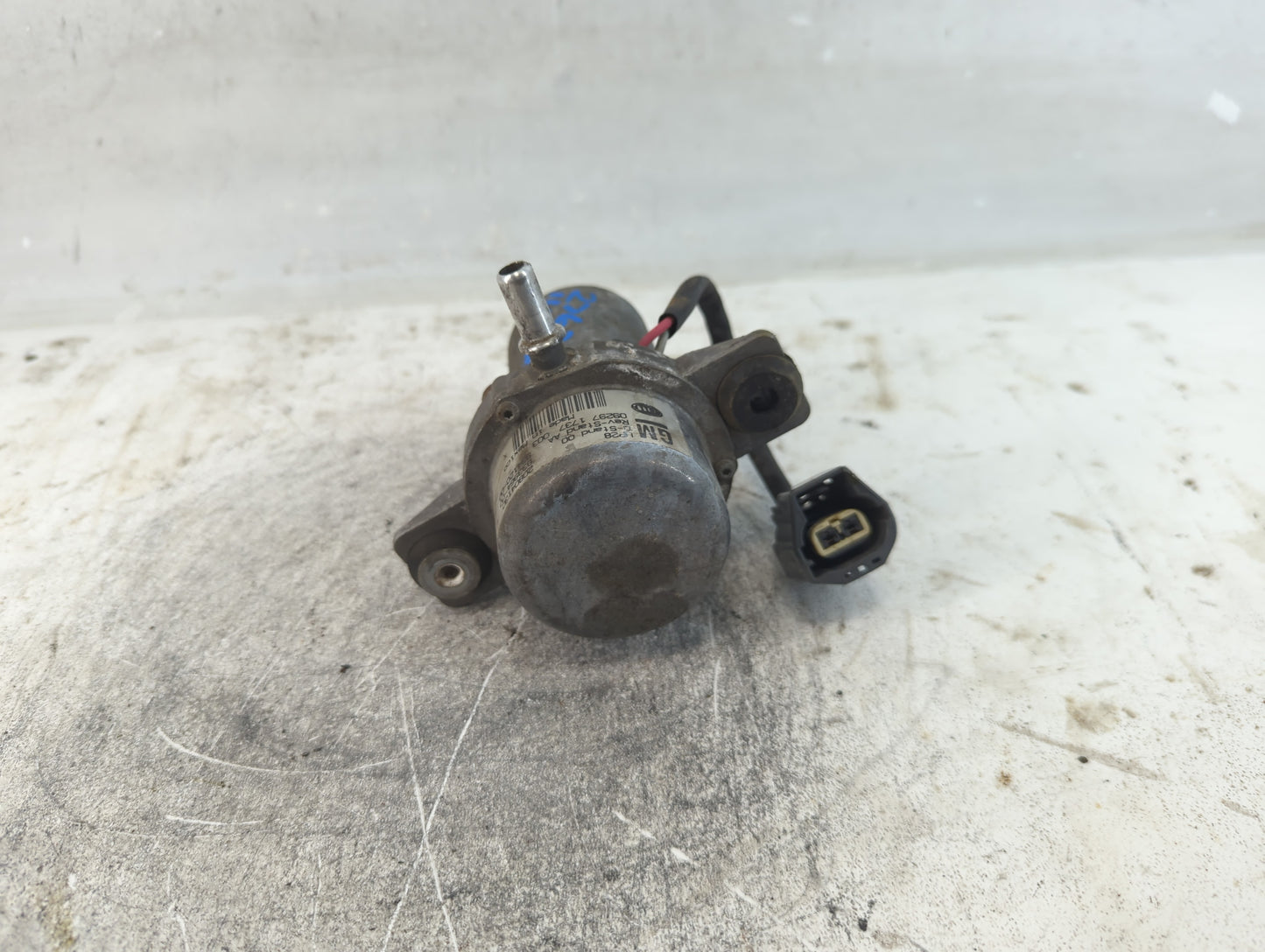 2010-2015 Chevrolet Camaro Central Vaccum Lock Pump 93394-00|20804130 - Oemusedautoparts1.com