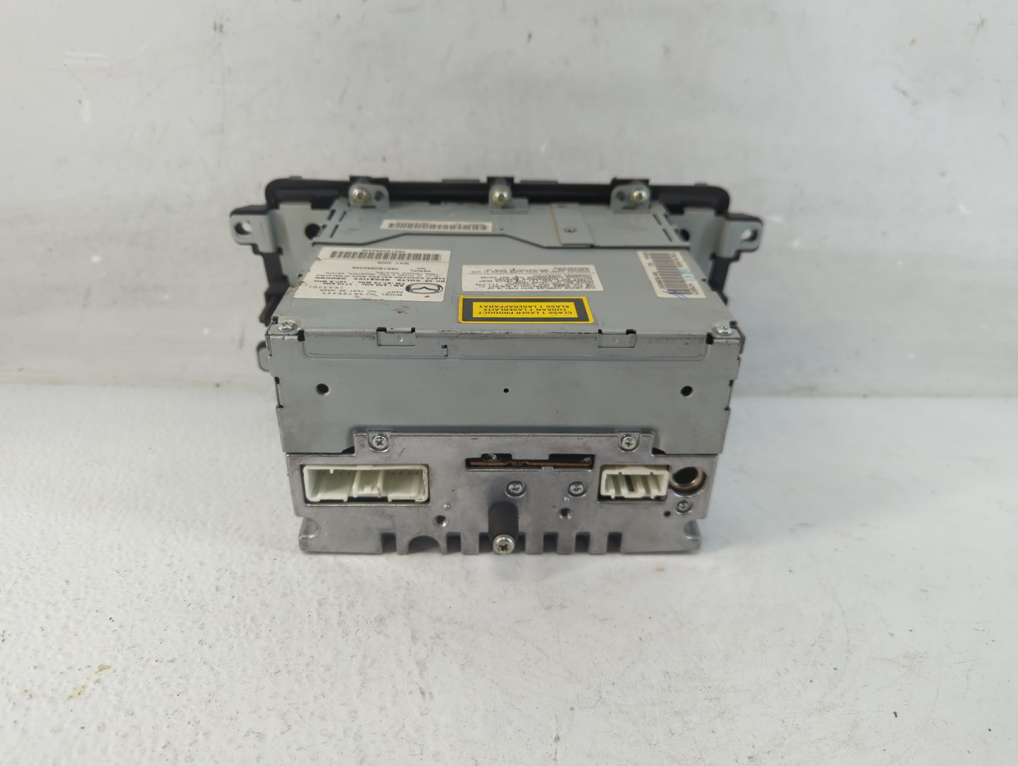 2009-2010 Mazda Cx-9 Radio AM FM Cd Player Receiver Replacement P/N:TE91 66 AR0B 14795565 Fits Fits 2009 2010 OEM Used Auto Parts - Oemusedautoparts1.com