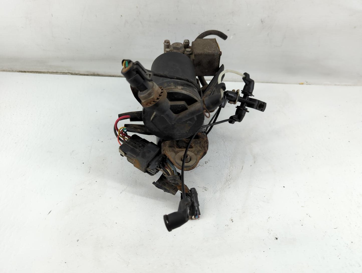 2007-2014 Cadillac Escalade Esv Air Suspension Pump