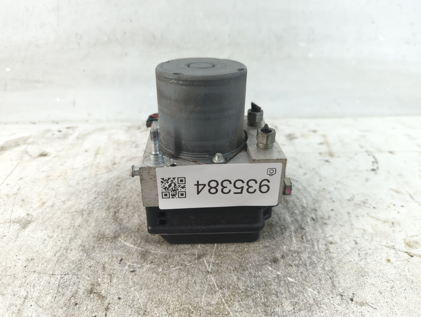 2011 Chevrolet Traverse ABS Pump Control Module Replacement Fits OEM Used Auto Parts - Oemusedautoparts1.com