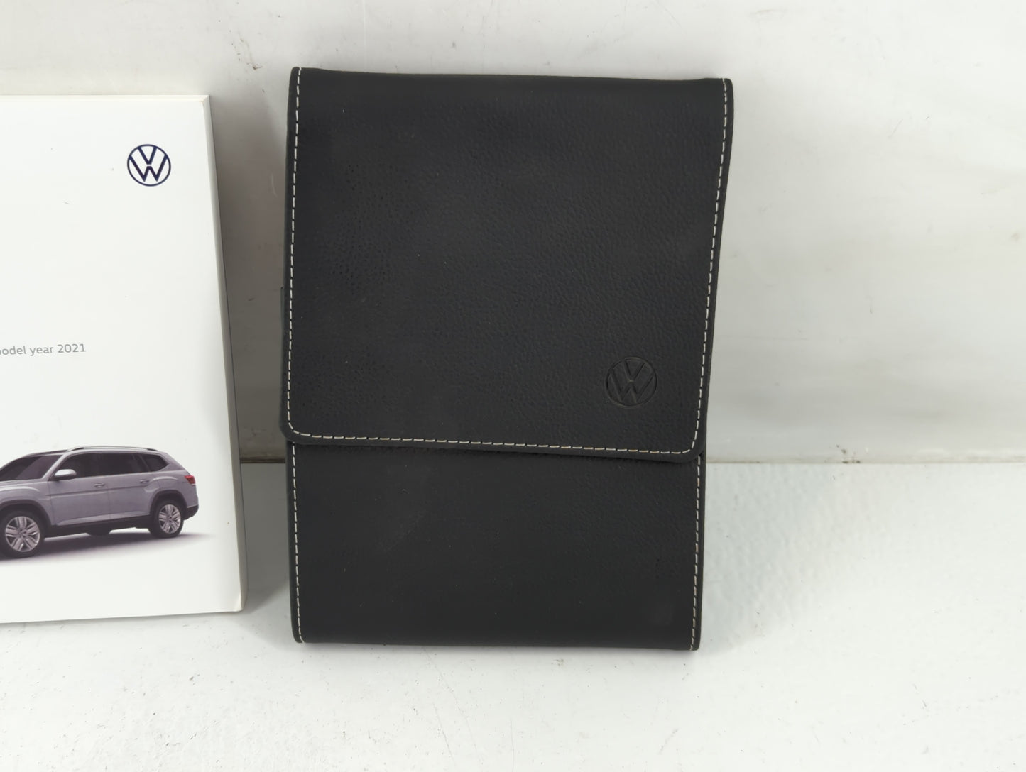 2021 Volkswagen Atlas Owners Manual Book Guide P/N:3CN012723SG OEM Used Auto Parts