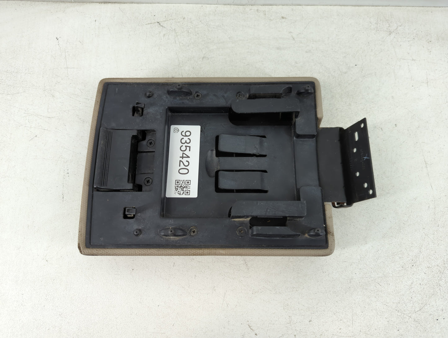 2008-2012 Ford Escape Center Console Armrest Cover Lid P/N:KF3036A001 Fits Fits 2008 2009 2010 2011 2012 OEM Used Auto Parts - Oemusedautoparts1.com